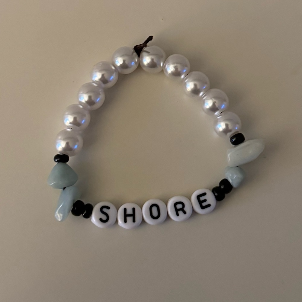 HANDMADE BEADED BRACELET